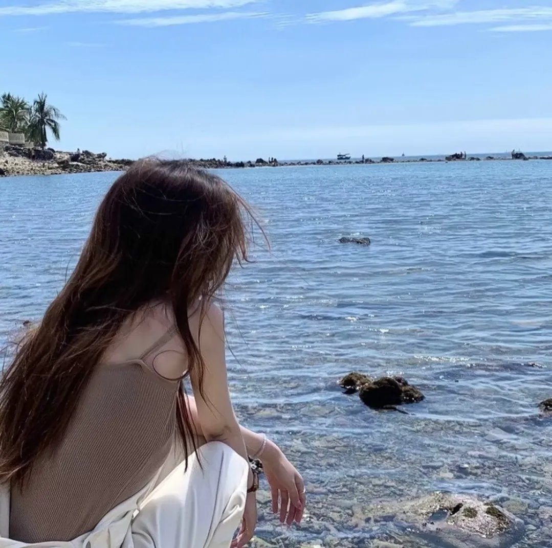 血色战报海报