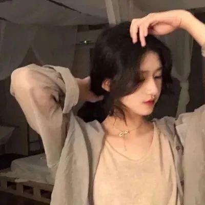 逆流的色彩海报